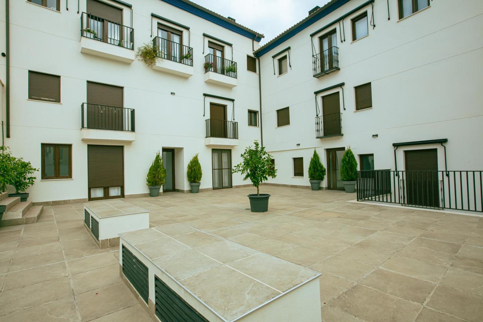Apartamentos Turisticos Pilaria Jaen Exterior photo